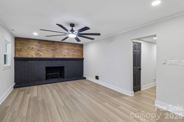 5009 Greenbrook Drive, Charlotte, NC 28205