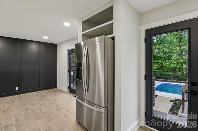 5009 Greenbrook Drive, Charlotte, NC 28205
