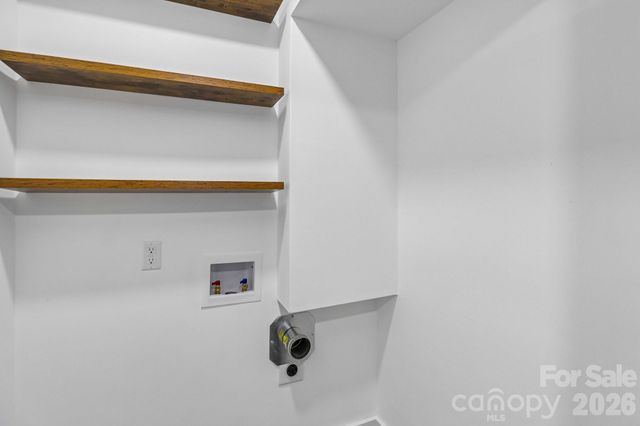 5009 Greenbrook Drive, Charlotte, NC 28205