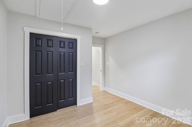 5009 Greenbrook Drive, Charlotte, NC 28205