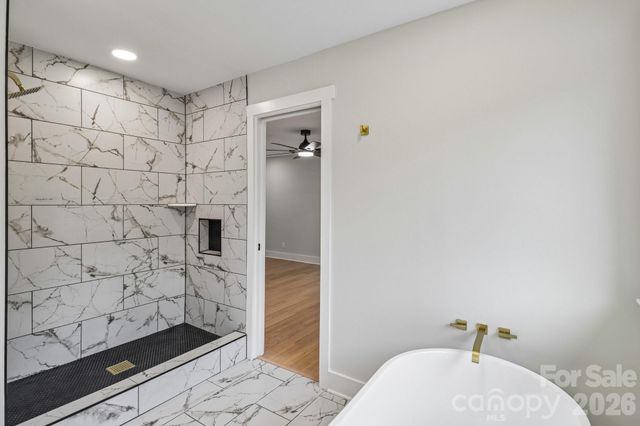 5009 Greenbrook Drive, Charlotte, NC 28205