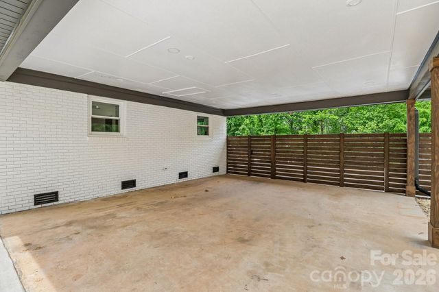 5009 Greenbrook Drive, Charlotte, NC 28205