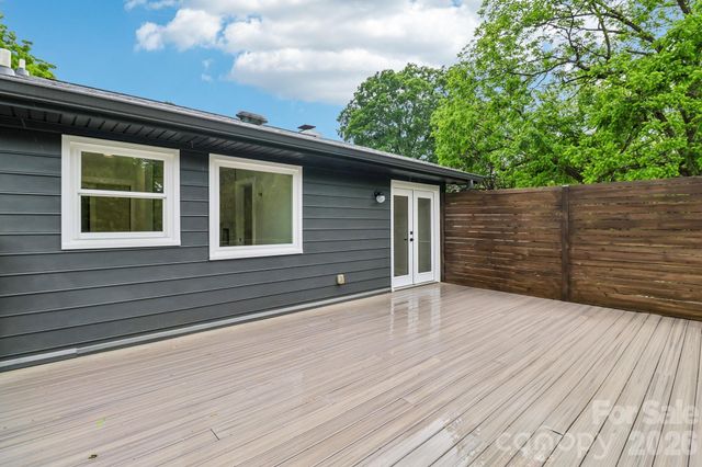 5009 Greenbrook Drive, Charlotte, NC 28205