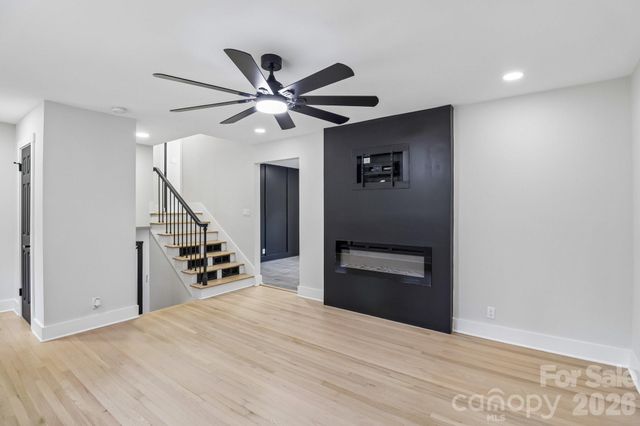 5009 Greenbrook Drive, Charlotte, NC 28205