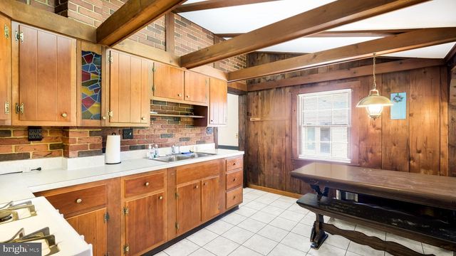 132 E MARSHALL AVE, Langhorne, PA 19047