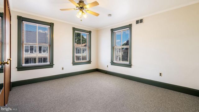132 E MARSHALL AVE, Langhorne, PA 19047