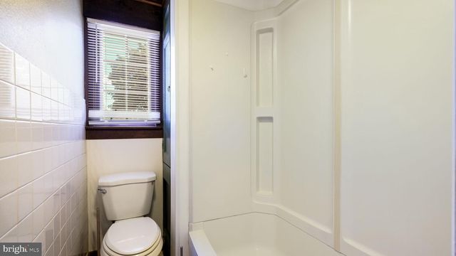 132 E MARSHALL AVE, Langhorne, PA 19047