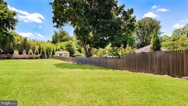 132 E MARSHALL AVE, Langhorne, PA 19047
