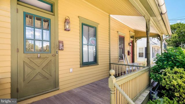 132 E MARSHALL AVE, Langhorne, PA 19047