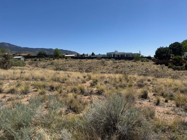 12200 Carmel Avenue NE, Albuquerque, NM 87122