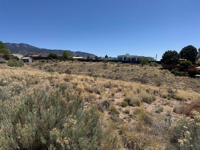 12200 Carmel Avenue NE, Albuquerque, NM 87122