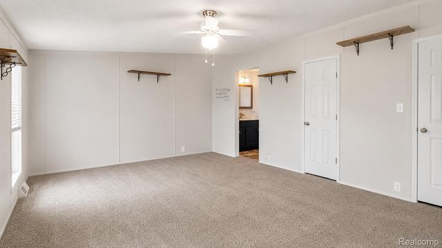295 Bud Lane, Lyon Charter Township, MI 48167
