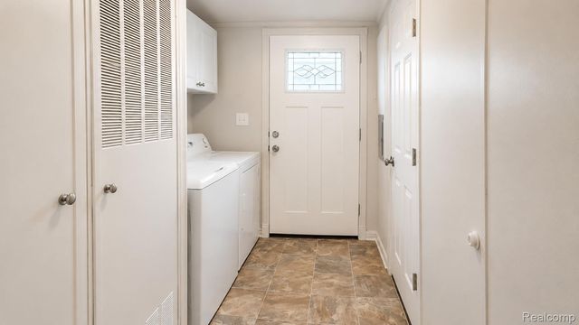 295 Bud Lane, Lyon Charter Township, MI 48167
