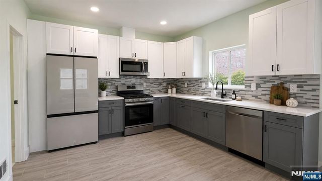21 Hampton Terrace, East Orange, NJ 07018