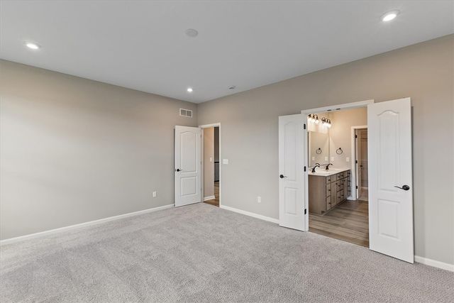 6501 River Birch Street, Tipp City, OH 45371