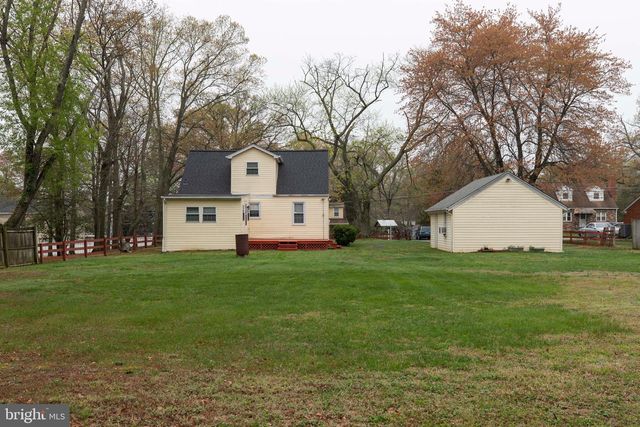 8104 PRINCE GEORGES DR, Fort Washington, MD 20744