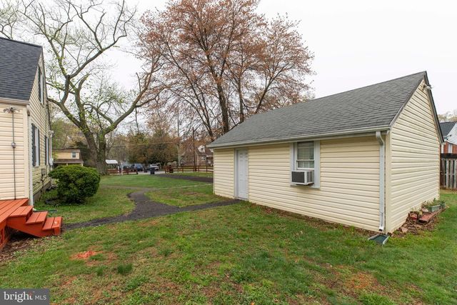 8104 PRINCE GEORGES DR, Fort Washington, MD 20744