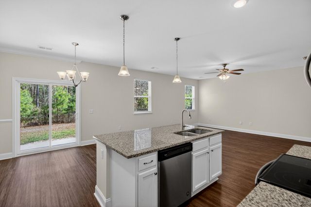 992 Theodore Road, Awendaw, SC 29429