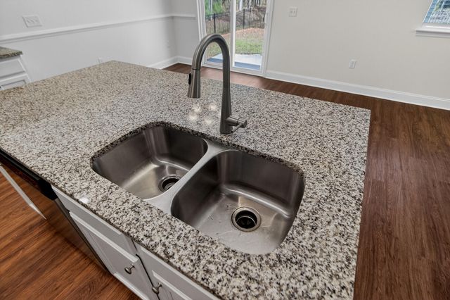 992 Theodore Road, Awendaw, SC 29429