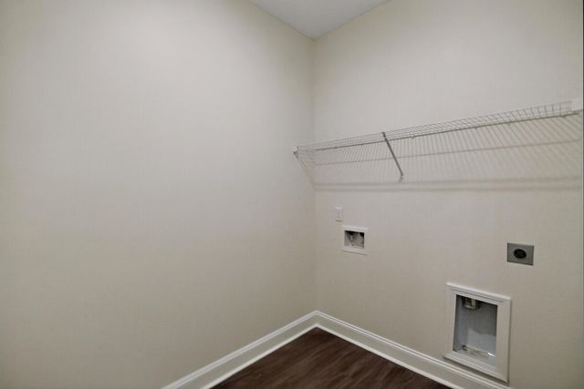 992 Theodore Road, Awendaw, SC 29429