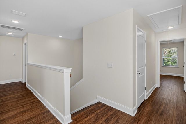 992 Theodore Road, Awendaw, SC 29429