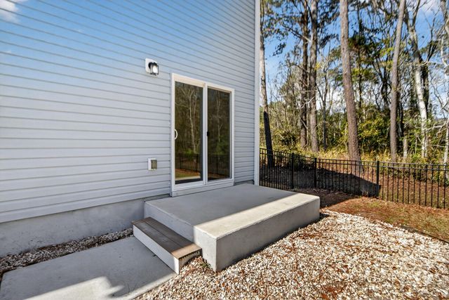 992 Theodore Road, Awendaw, SC 29429