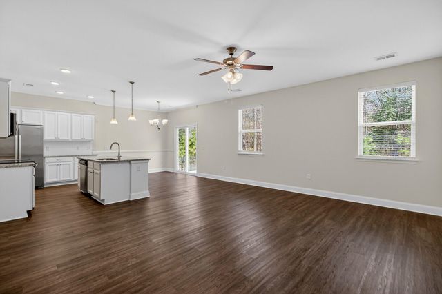 992 Theodore Road, Awendaw, SC 29429