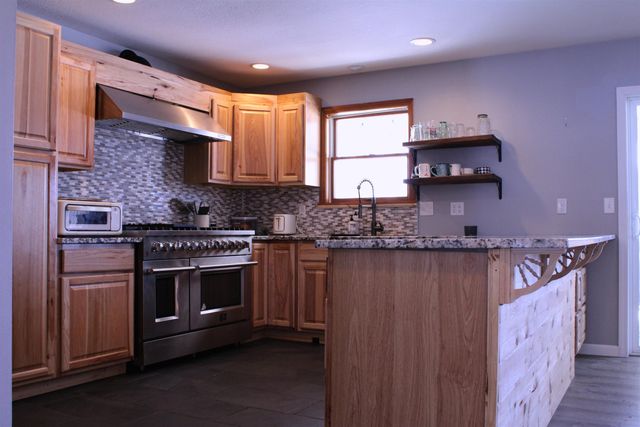 3614 Creek Road, Albany, VT 05820