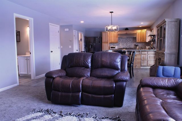 3614 Creek Road, Albany, VT 05820