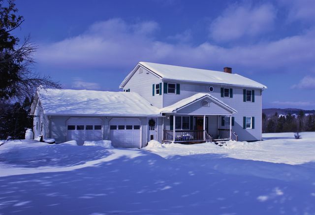 3614 Creek Road, Albany, VT 05820