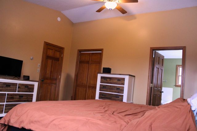 3614 Creek Road, Albany, VT 05820