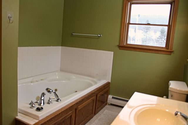 3614 Creek Road, Albany, VT 05820