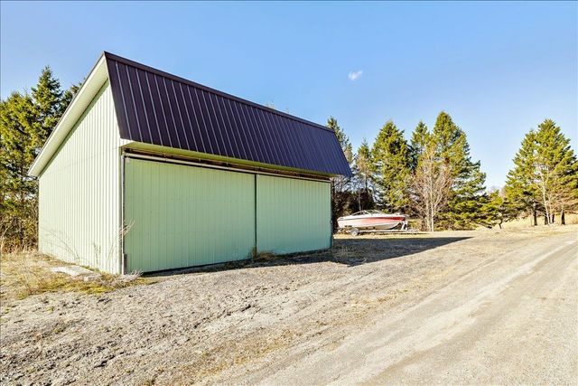 3614 Creek Road, Albany, VT 05820