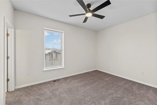 5245 Overland Drive B23, Lawrence, KS 66049