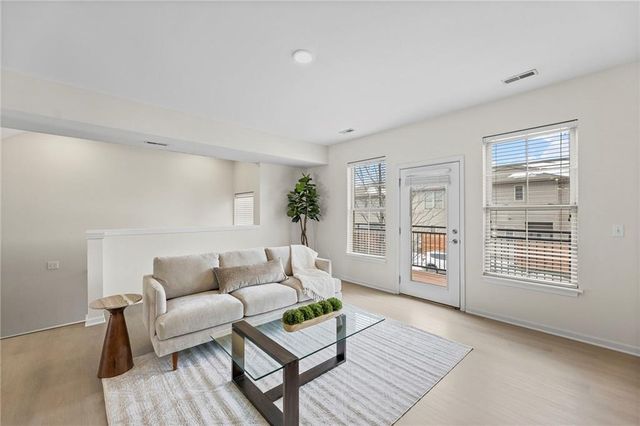 5245 Overland Drive B23, Lawrence, KS 66049