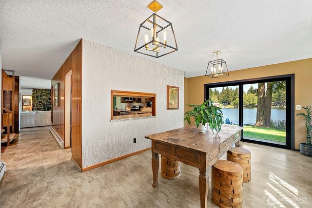 1822 Lakemoor Place SW, Olympia, WA 98512
