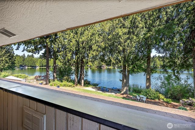 1822 Lakemoor Place SW, Olympia, WA 98512