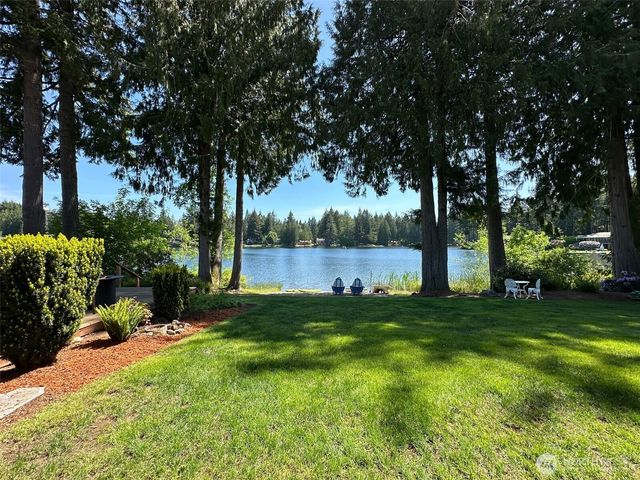 1822 Lakemoor Place SW, Olympia, WA 98512