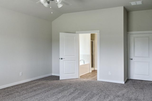 358 Shoreview Drive, Conroe, TX 77303