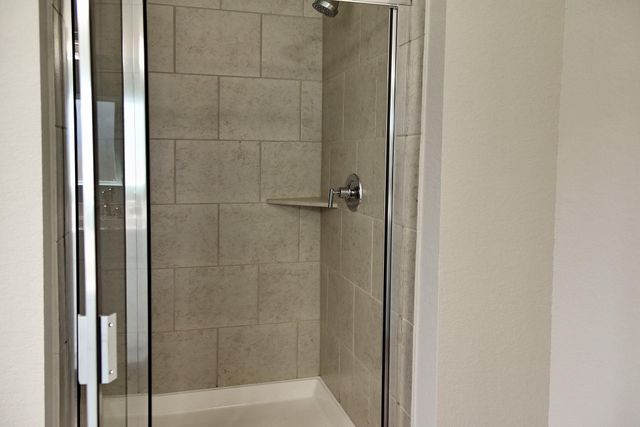 358 Shoreview Drive, Conroe, TX 77303