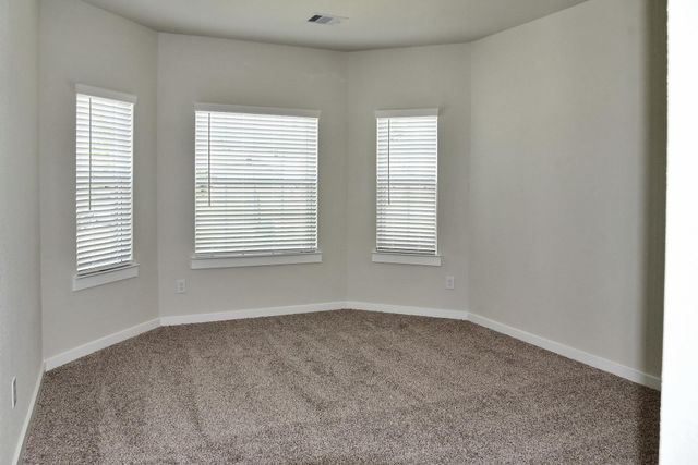 358 Shoreview Drive, Conroe, TX 77303