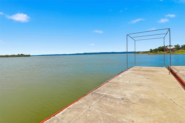106 County Road 142, Burnet, TX 78611