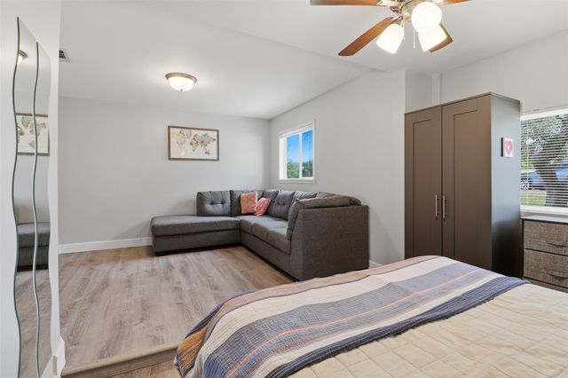 106 County Road 142, Burnet, TX 78611