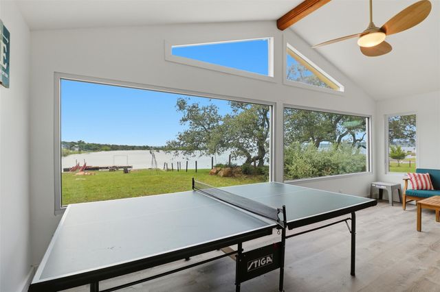 106 County Road 142, Burnet, TX 78611