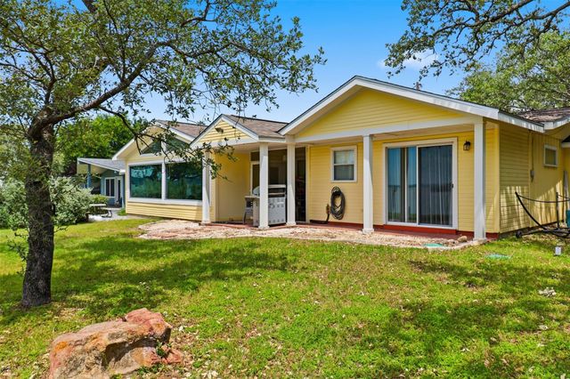 106 County Road 142, Burnet, TX 78611