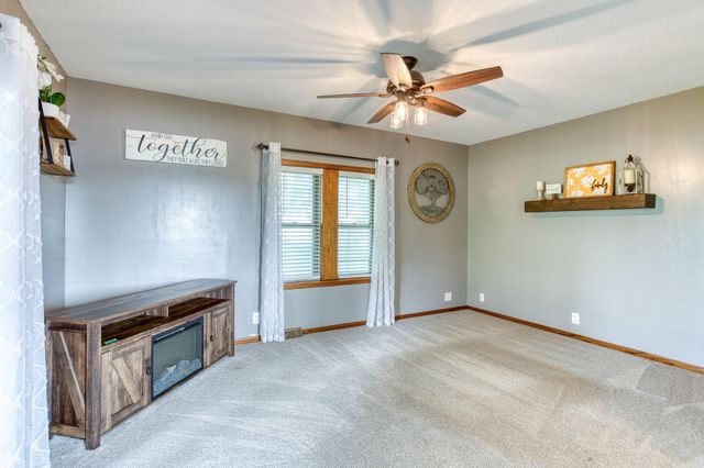 1722 US Highway 12, Hammond, WI 54015