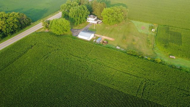 1722 US Highway 12, Hammond, WI 54015
