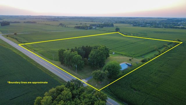1722 US Highway 12, Hammond, WI 54015