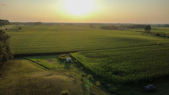 1722 US Highway 12, Hammond, WI 54015