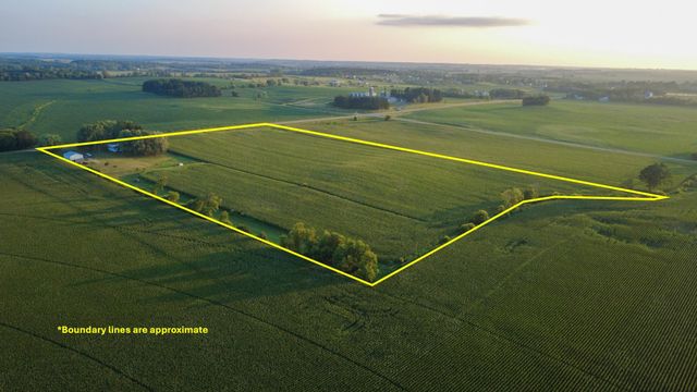 1722 US Highway 12, Hammond, WI 54015